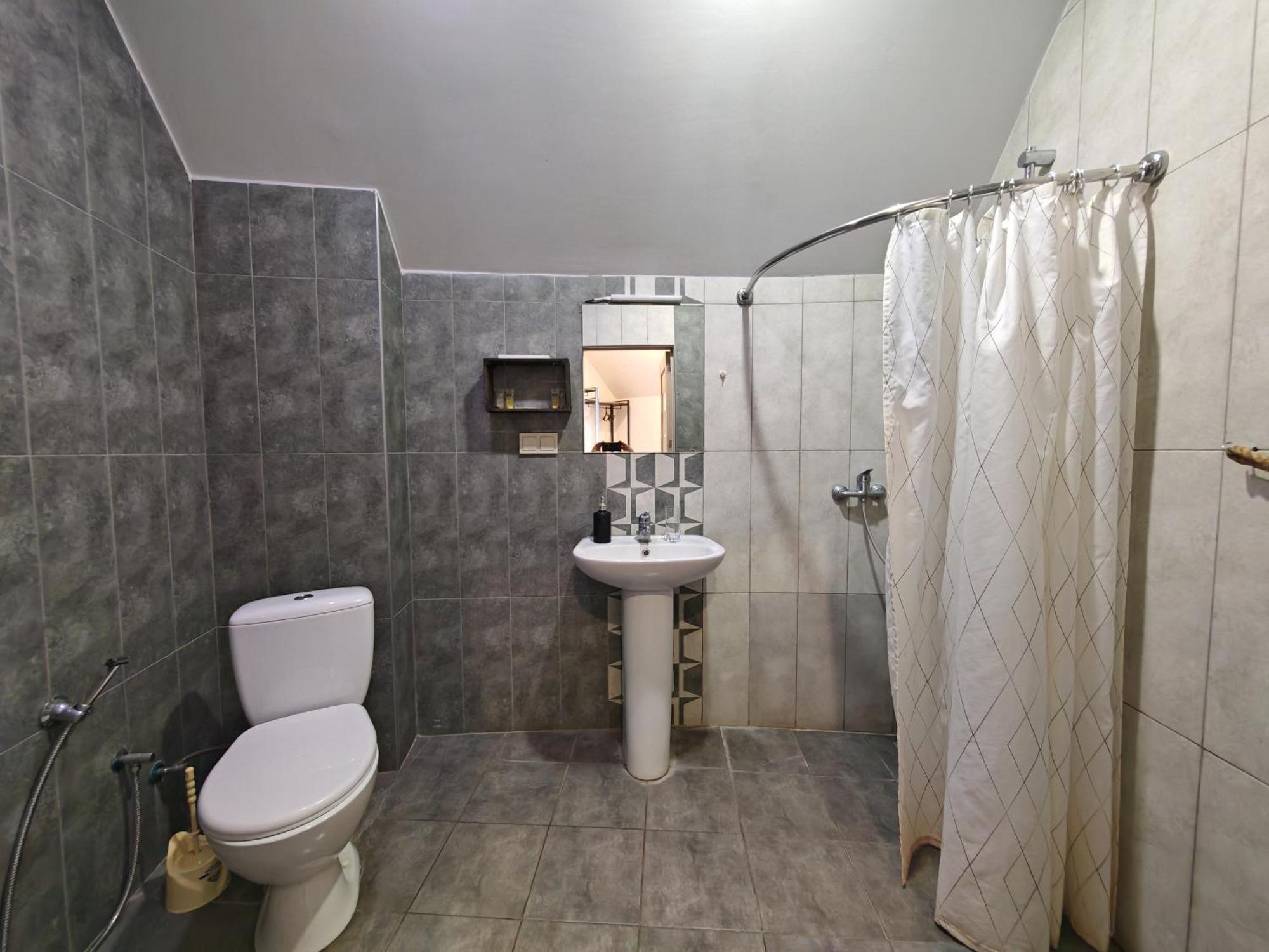 Blur Inn Gallery Yerevan Ngoại thất bức ảnh